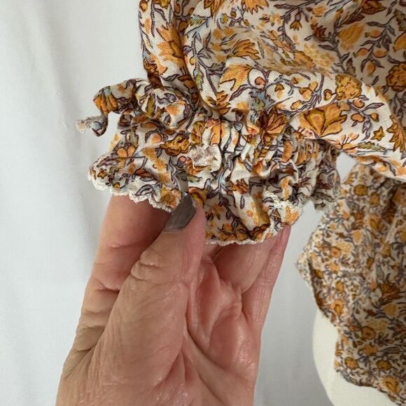 Old Navy Smocked Front Floral Crop Peplum Top - Picture 3 of 6